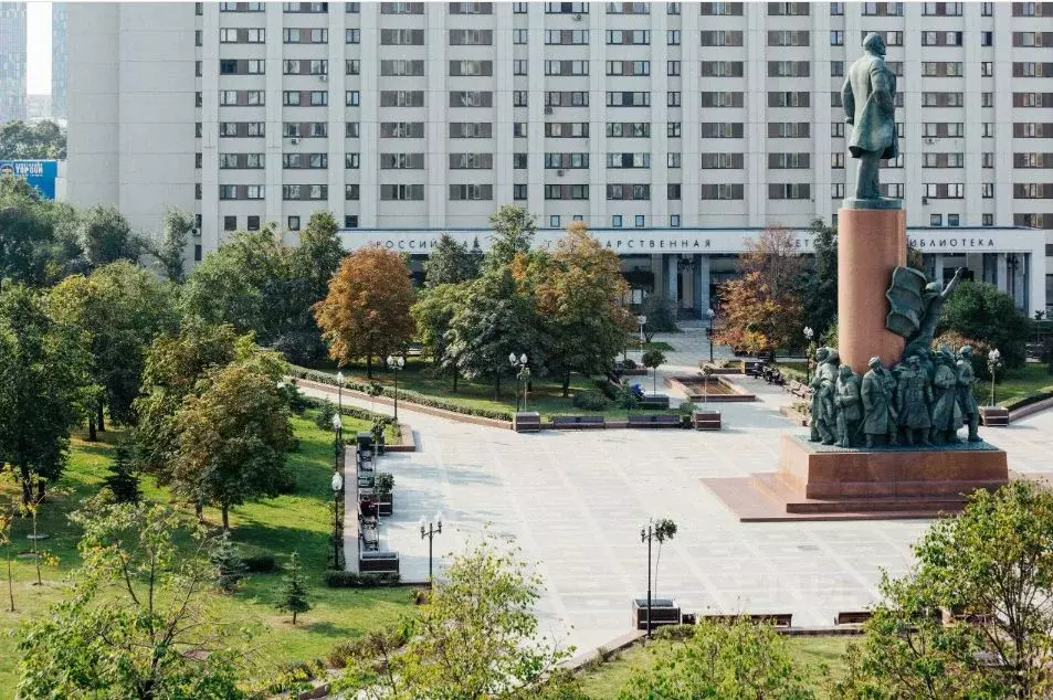 Торговая площадь в Москва Калужская пл., 1К1 (76 м) - Фото 0