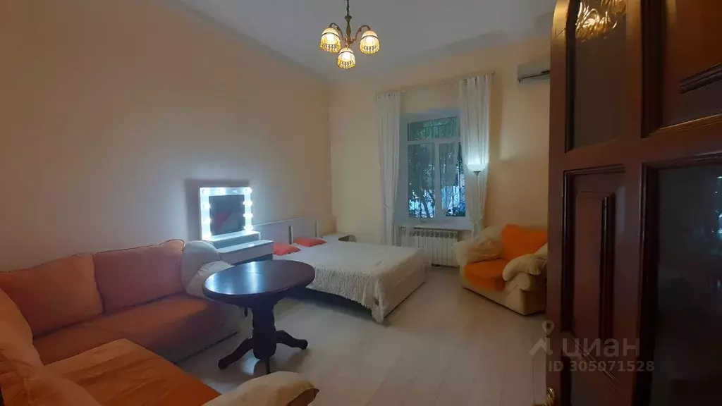 1-к кв. Крым, Ялта ул. Чехова, 24 (35.0 м) - Фото 1