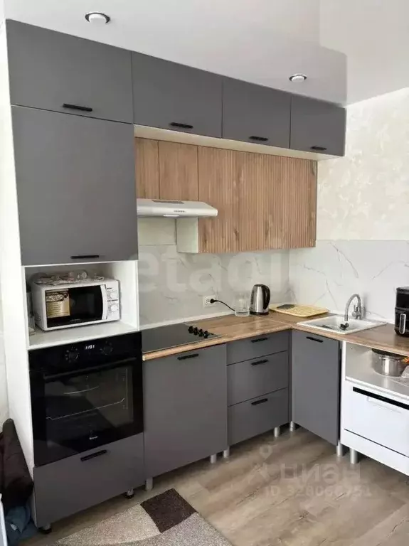 2-к кв. Ямало-Ненецкий АО, Ноябрьск просп. Мира, 6 (51.2 м) - Фото 2