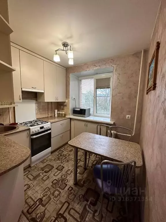2-к кв. Владимирская область, Владимир просп. Ленина, 19 (43.3 м) - Фото 0