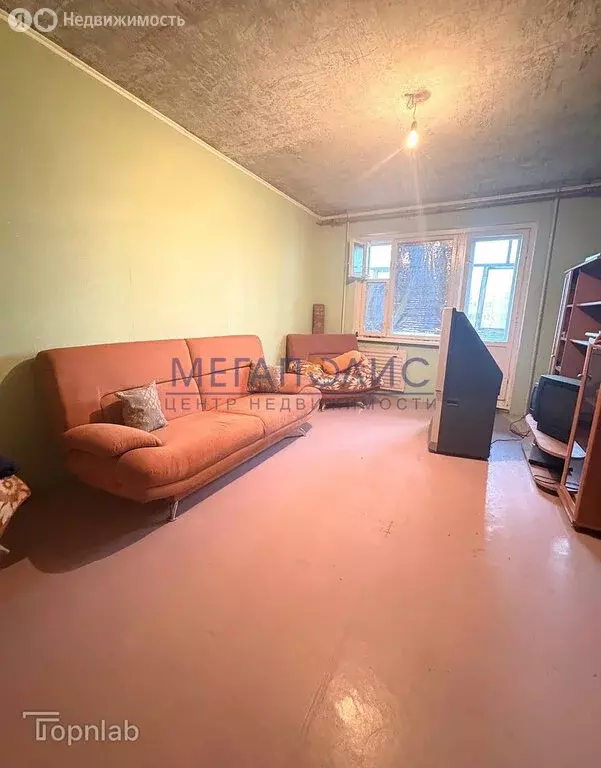 1-комнатная квартира: Балаково, Трнавская улица, 28Б (37 м) - Фото 1