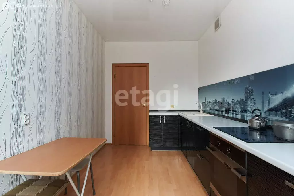 1-комнатная квартира: Тюмень, улица Газовиков, 49к1 (43 м) - Фото 2