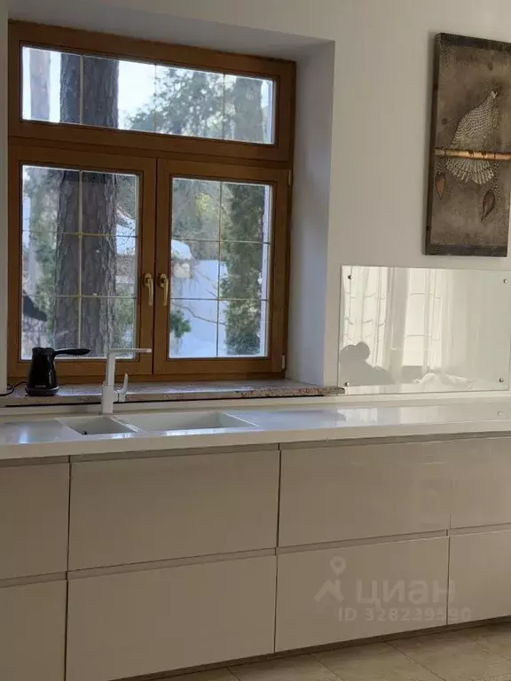 Дом в Московская область, Одинцовский городской округ, д. Жуковка 8/1 ... - Фото 2