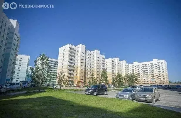 3-комнатная квартира: Новосибирск, улица Дмитрия Шмонина, 1 (90 м) - Фото 0