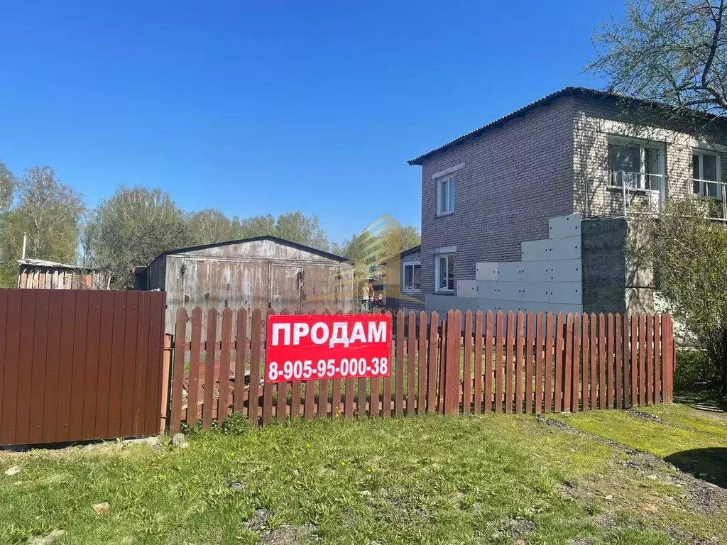 Дом в Новосибирская область, Тогучинский район, с. Лекарственное ул. ... - Фото 0