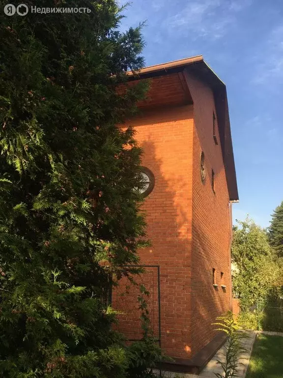 Дом в посёлок Поливаново, Центральная улица (308 м) - Фото 1