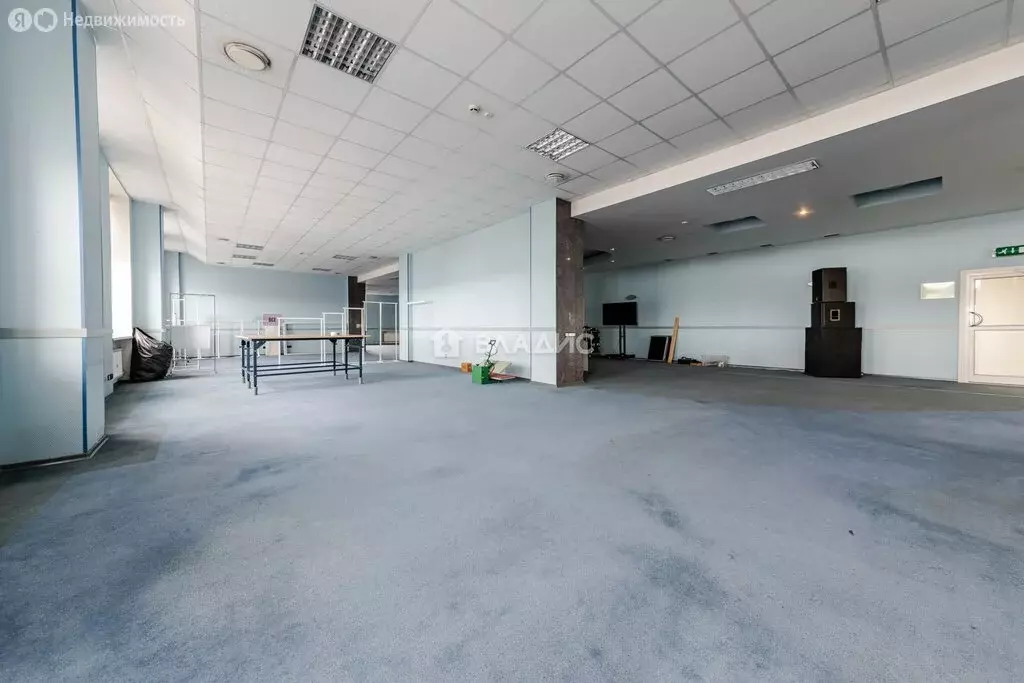 Офис (245 м) - Фото 1