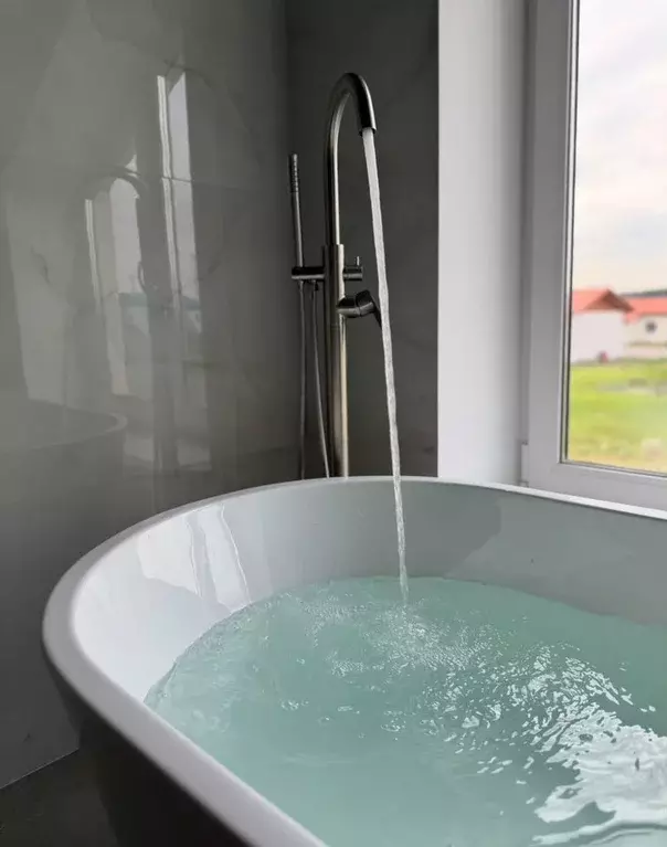 Дом в Ленинградская область, Гатчинский муниципальный округ, д. ... - Фото 1