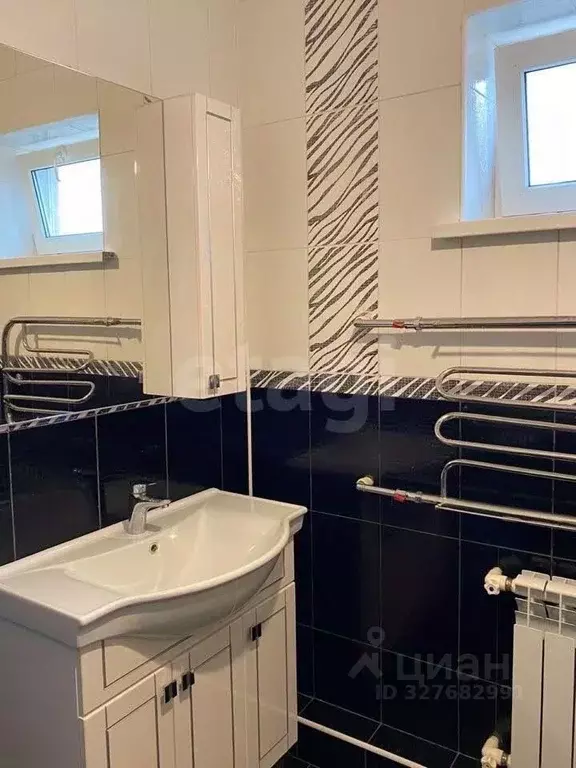 Дом в Ростовская область, Ростов-на-Дону пос. Фрунзе, ул. Фадеева (150 ... - Фото 1