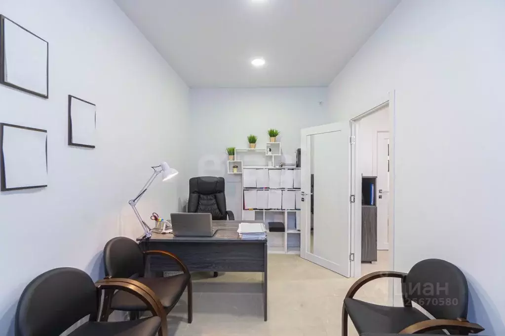 Помещение свободного назначения в Севастополь ул. Парковая, 29 (29 м) - Фото 1