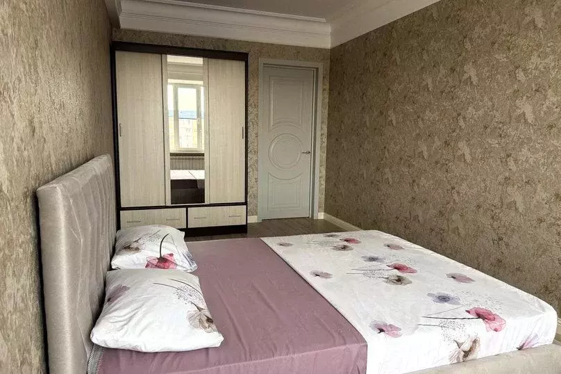 2-к кв. Дагестан, Каспийск ул. Молодежная, 1 (50.0 м) - Фото 1