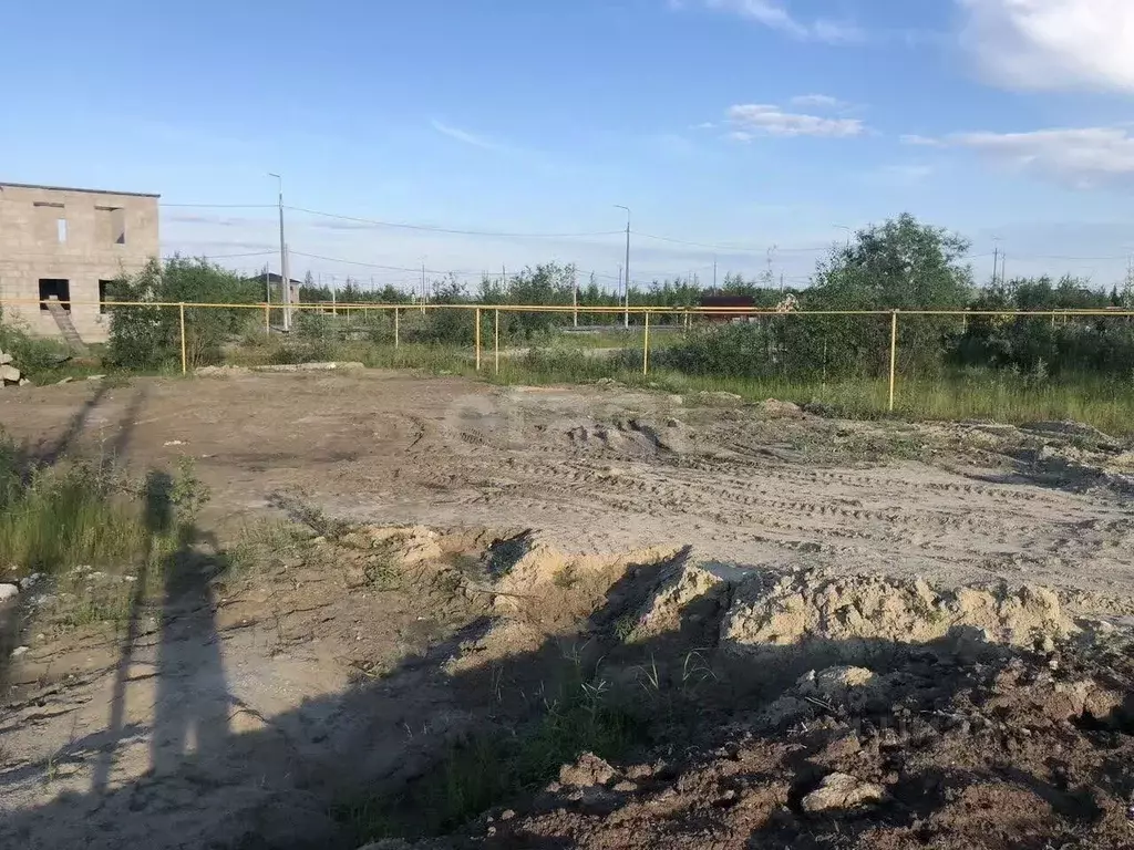 Участок в Ямало-Ненецкий АО, Новый Уренгой Лимбяяха мкр, ул. Зеленая ... - Фото 1