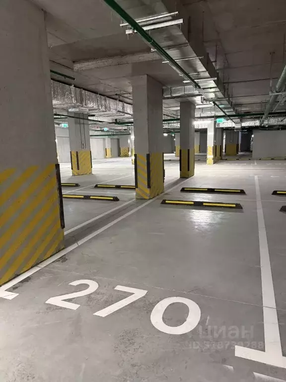 Гараж в Москва ул. Добролюбова, 8к2 (14 м) - Фото 0