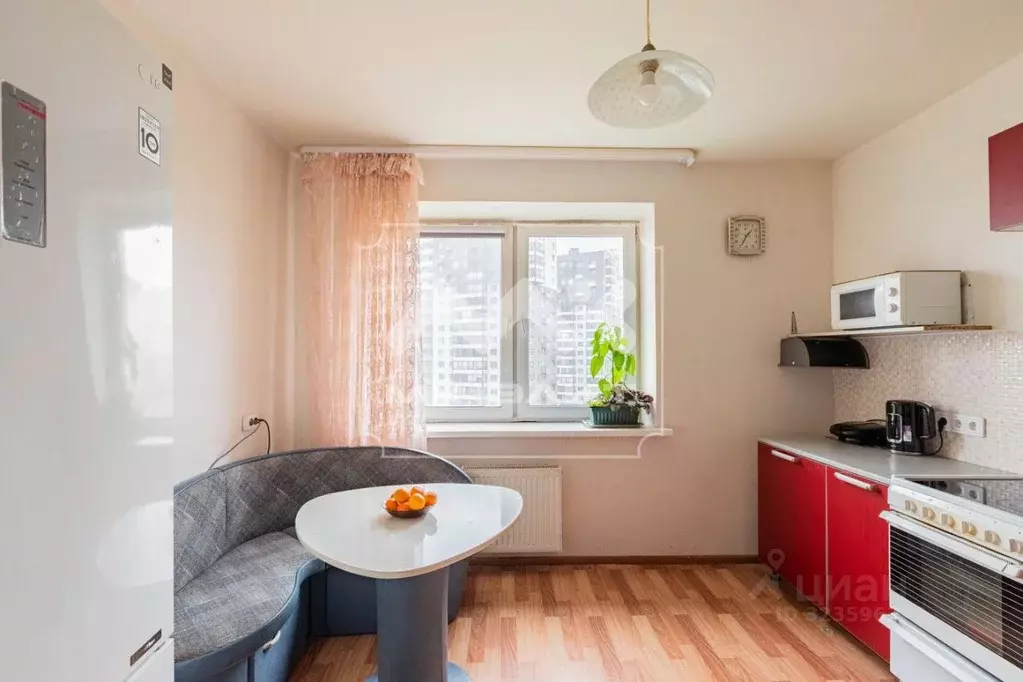 3-к кв. Санкт-Петербург ул. Еремеева, 7к2 (83.3 м) - Фото 1