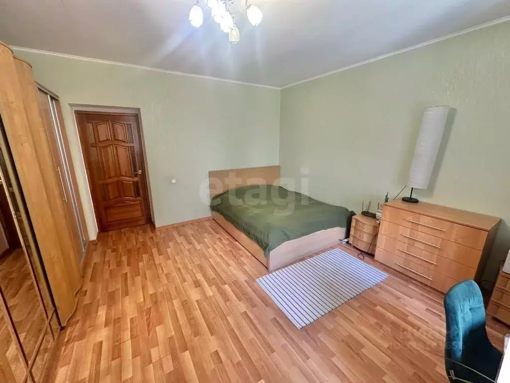 3-к кв. Татарстан, Казань ул. Аделя Кутуя, 44а (89.3 м) - Фото 0