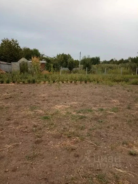 Участок в Краснодарский край, Ленинградская ст-ца ул. Строителей, 99 ... - Фото 0