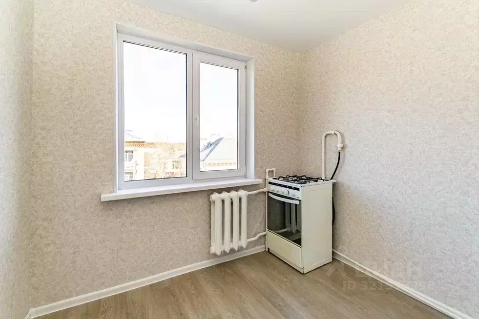 2-к кв. Свердловская область, Екатеринбург ул. Латвийская, 17 (45.3 м) - Фото 1