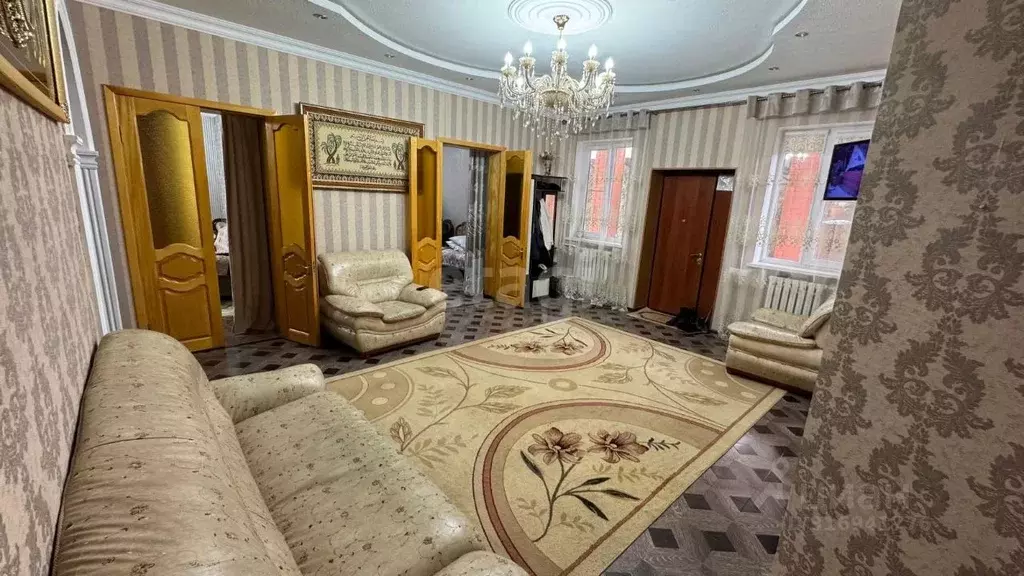 Дом в Ингушетия, Назрань ул. Героев Бреста, 54А (320 м) - Фото 1