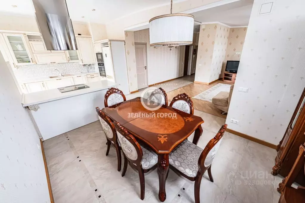 2-к кв. Калининградская область, Светлогорск Аптечная ул., 1 (90.5 м) - Фото 1