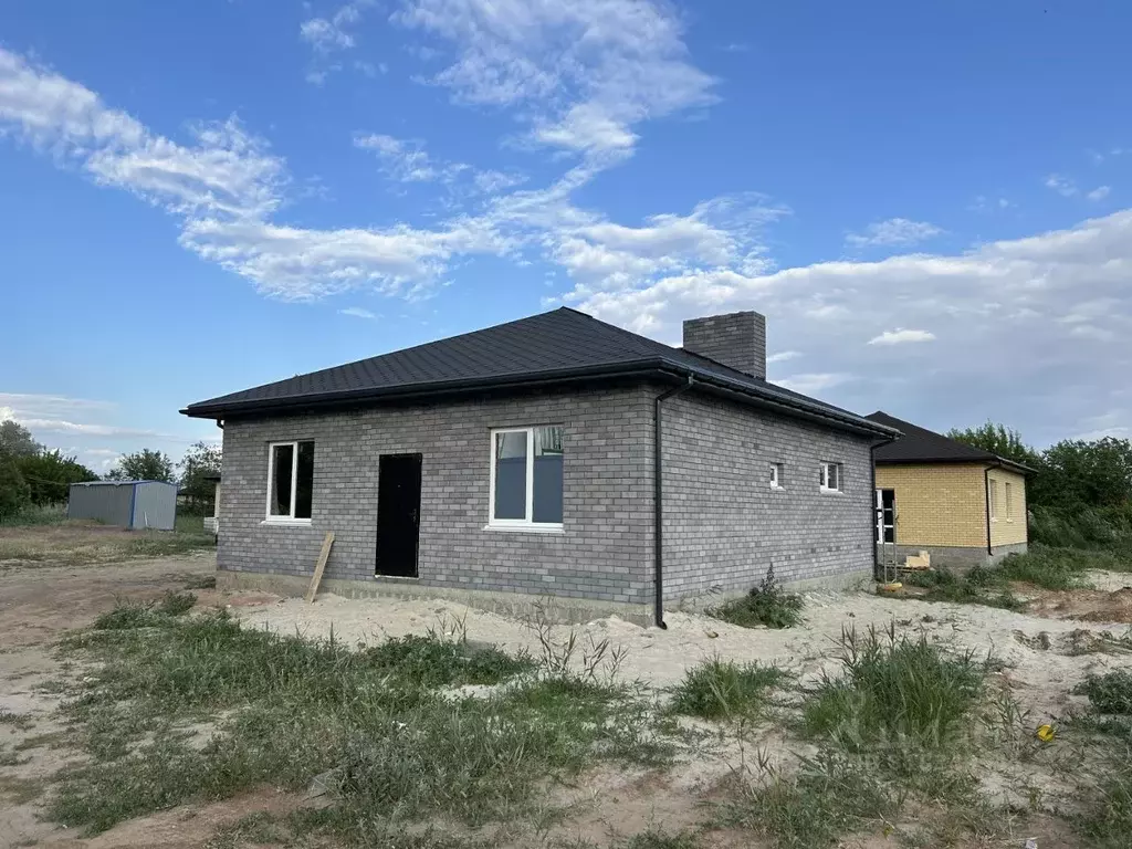 Дом в Волгоградская область, Волгоград Штурманская ул. (100 м) - Фото 1