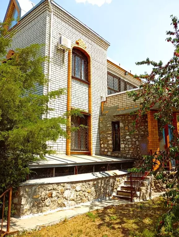 Коттедж в Волгоградская область, Волгоград Центральный-2 СНТ,  (533 м) - Фото 2