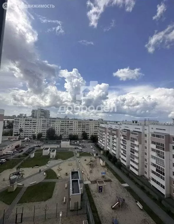 2-комнатная квартира: Екатеринбург, улица Токарей, 26 (62 м) - Фото 1