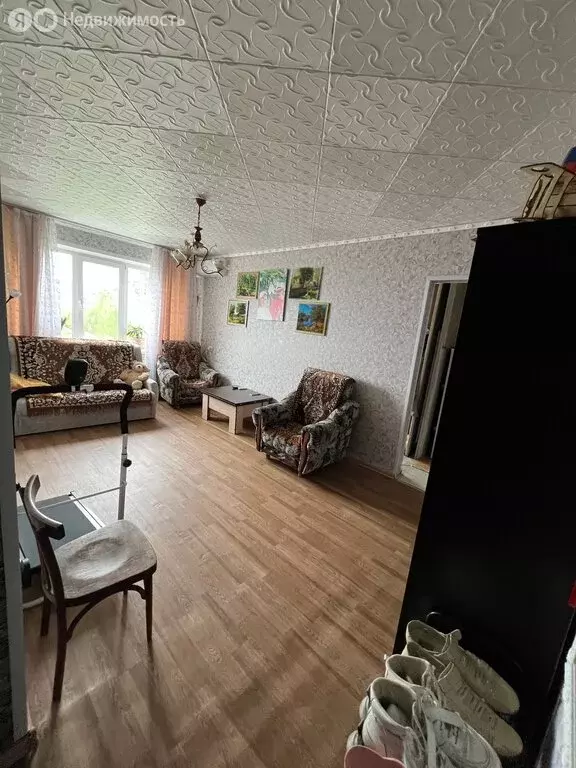 3-комнатная квартира: посёлок Сибирский, улица Победы, 10 (59.5 м) - Фото 1
