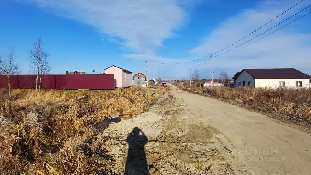 Участок в Сахалинская область, Южно-Сахалинск городской округ, с. ... - Фото 1