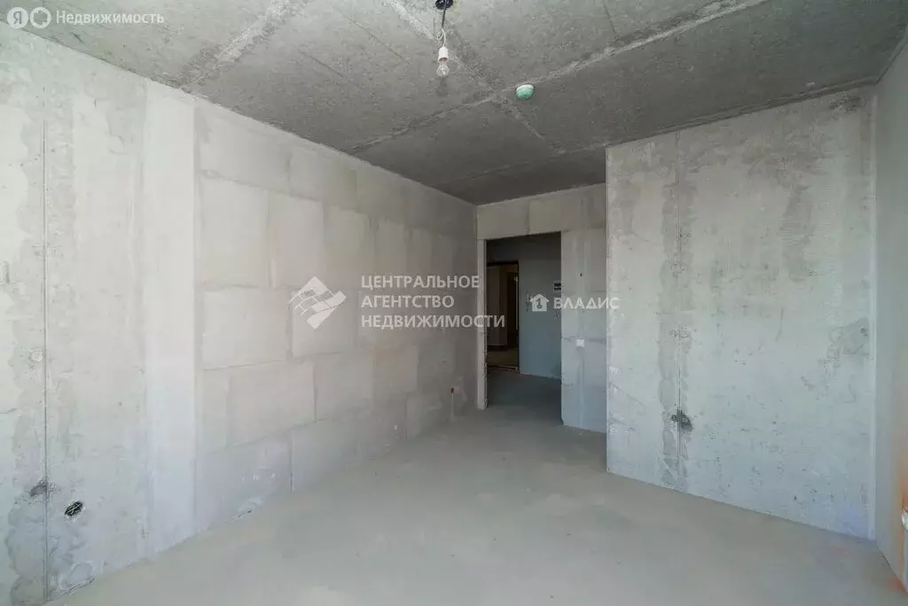 1-комнатная квартира: Рязань, Шереметьевская улица, 8к2 (37.4 м) - Фото 2