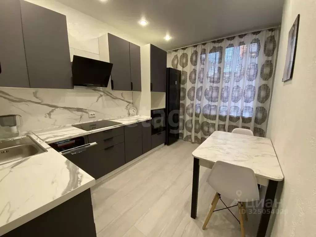 3-к кв. Краснодарский край, Краснодар ул. Византийская, 9 (74.0 м) - Фото 1