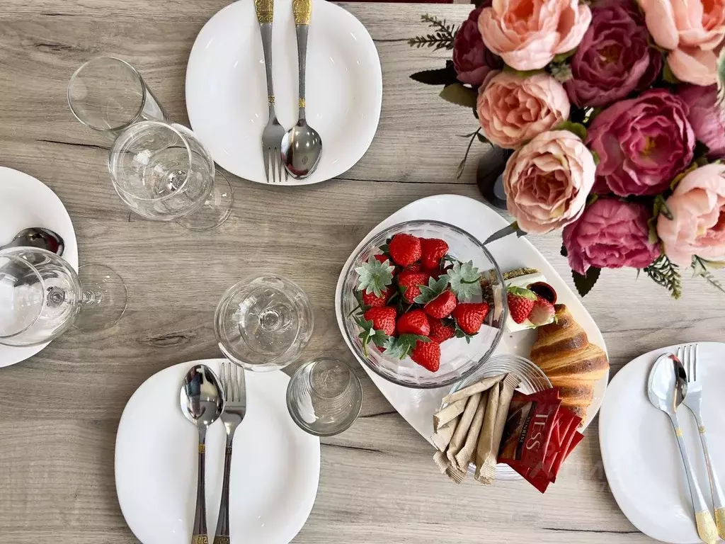 2-к кв. Тюменская область, Тюмень ул. Николая Машарова, 2 (80.0 м) - Фото 2