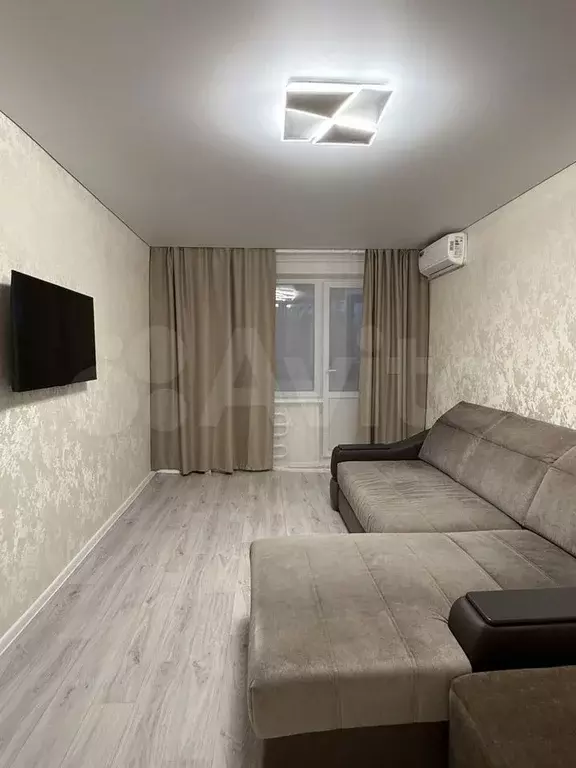 2-к. квартира, 48 м, 5/5 эт. - Фото 0