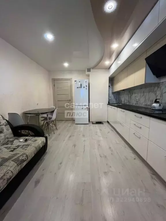 1-к кв. Вологодская область, Череповец ул. Раахе, 54 (53.0 м) - Фото 2