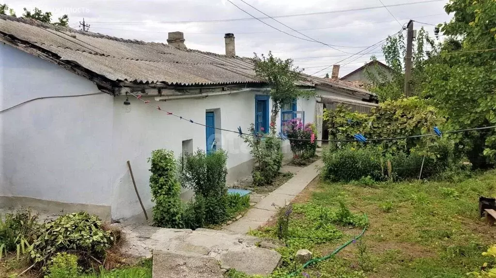 Дом в Белогорск, улица Горького (45.2 м) - Фото 1