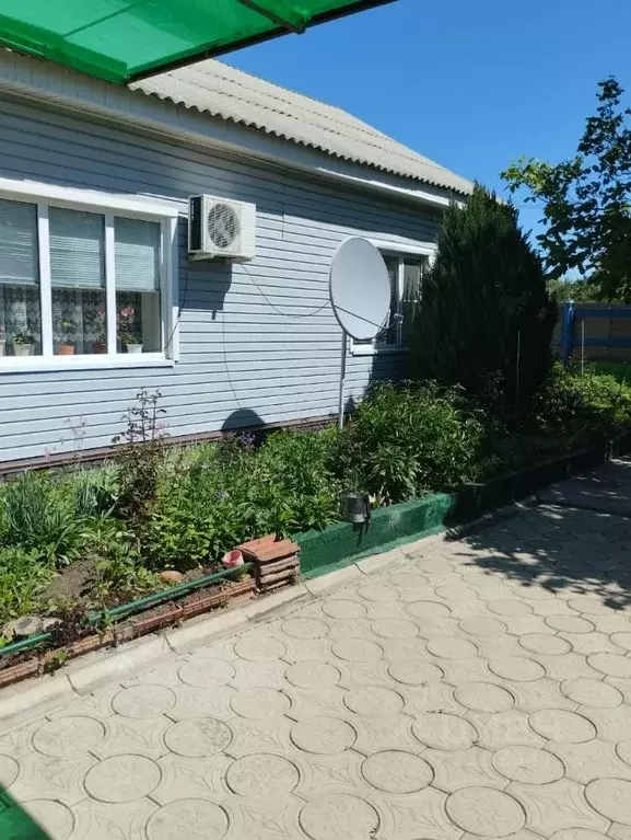 Дом в Ростовская область, Миллерово 70 лет Победы кв-л,  (119 м) - Фото 0