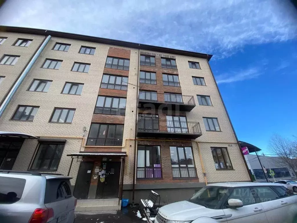 3-к кв. Северная Осетия, Владикавказ ул. Хадарцева, 29Бк7 (100.0 м) - Фото 1