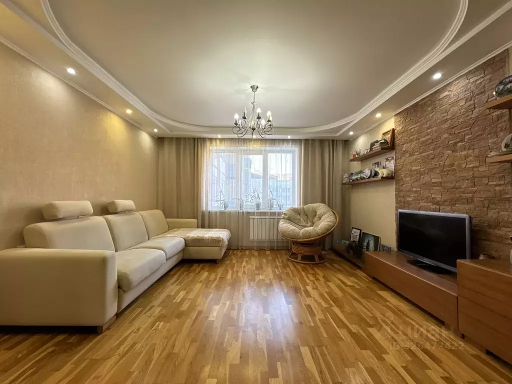 4-к кв. Красноярский край, Красноярск ул. Алексеева, 109 (81.6 м) - Фото 1