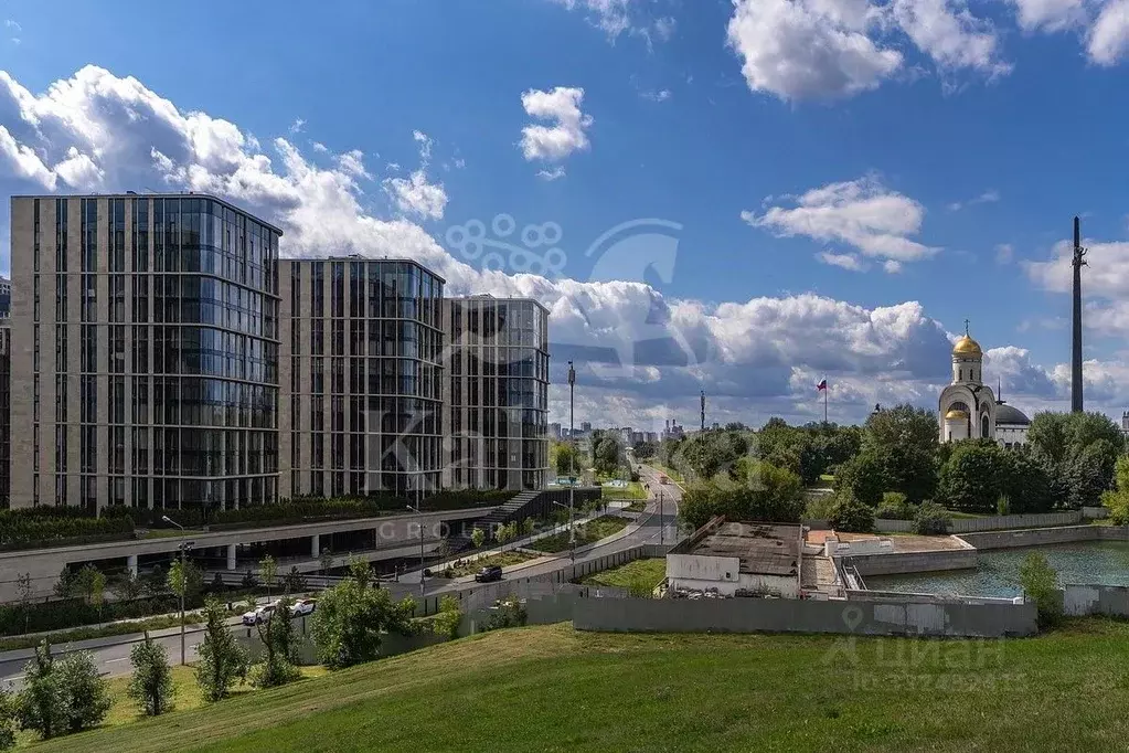 4-к кв. Москва ул. Братьев Фонченко, 1к2 (178.9 м) - Фото 2
