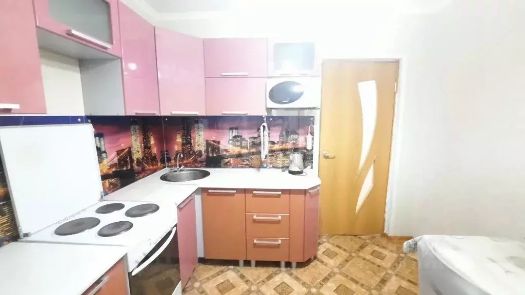 1-к кв. Белгородская область, Старый Оскол Космос мкр, 1Б (37.0 м) - Фото 0