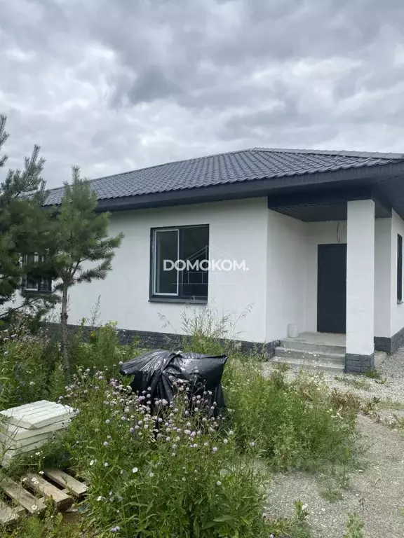 Дом в Свердловская область, Белоярский муниципальный округ, пос. ... - Фото 1