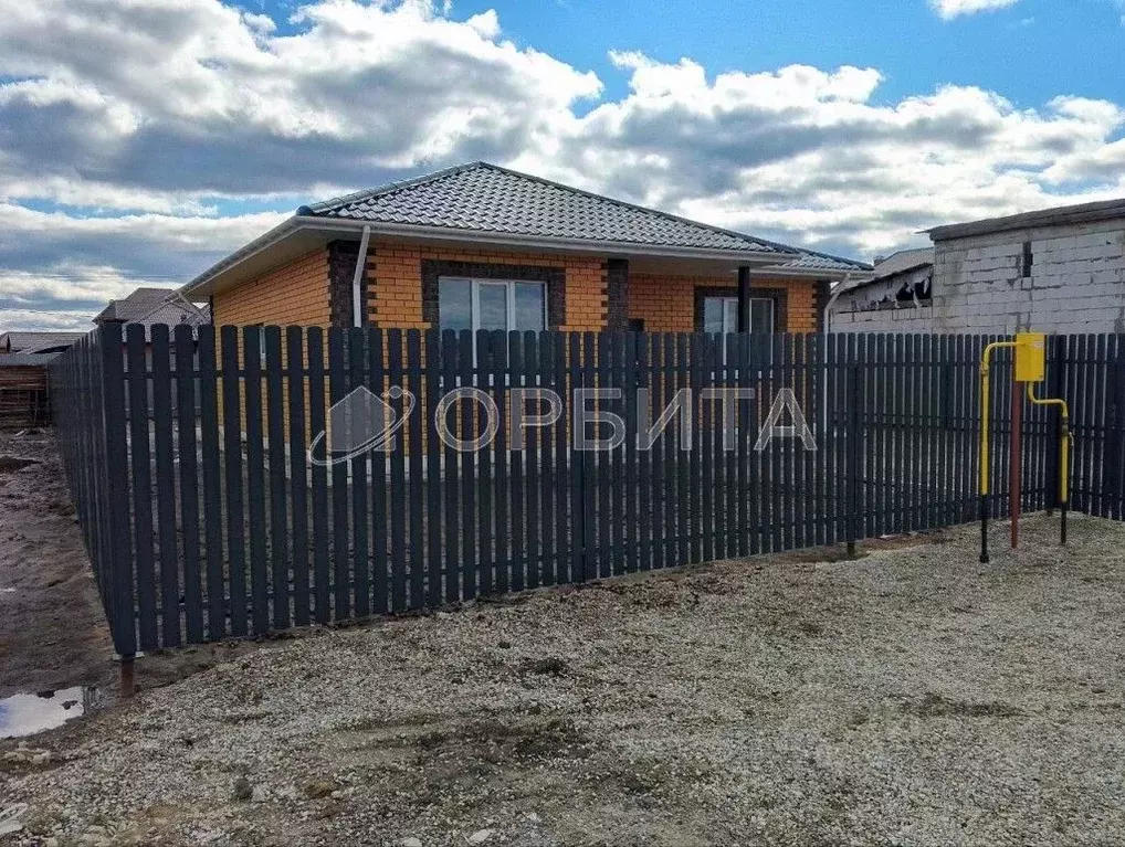 Дом в Тюменская область, Тюмень Березняковский мкр, ул. Березняковская ... - Фото 1