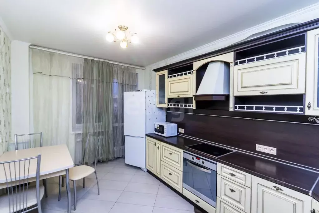 1-к кв. Тюменская область, Тюмень ул. Циолковского, 9к1 (47.2 м) - Фото 1