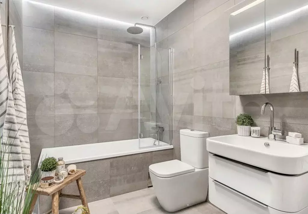 2-к. квартира, 83 м, 4/8 эт. - Фото 1
