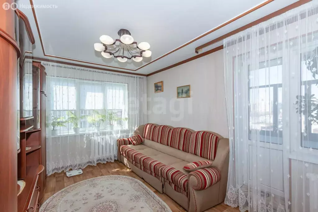 3-комнатная квартира: Омск, улица Красный Путь, 69 (68.1 м) - Фото 2