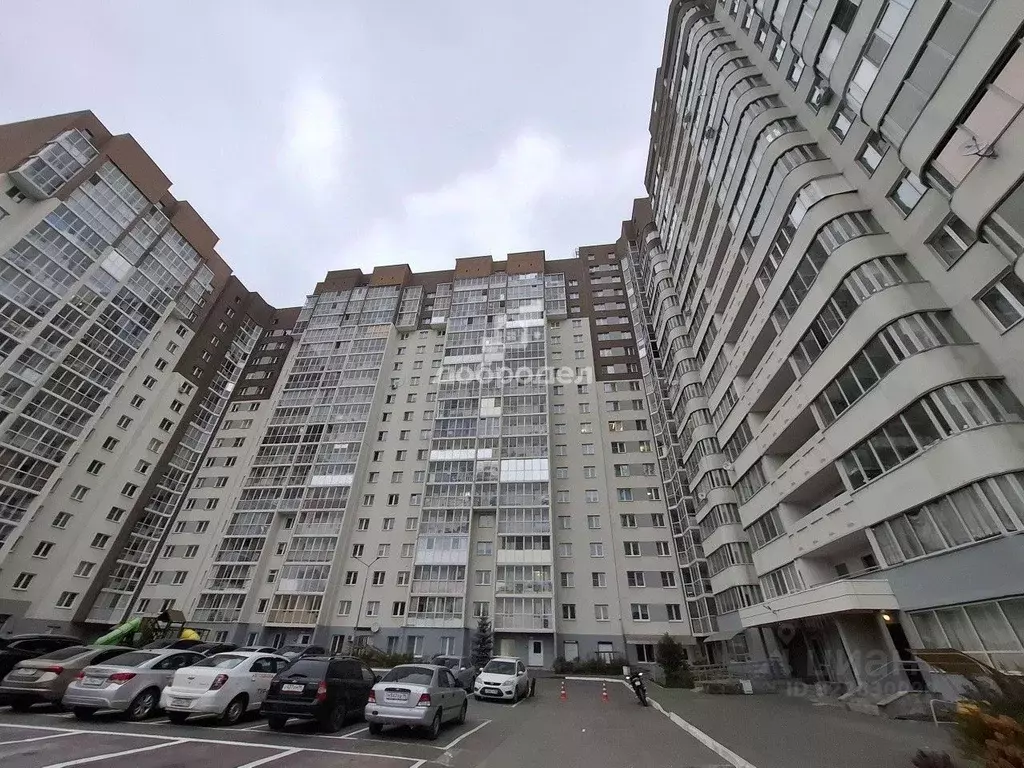 2-к кв. Свердловская область, Екатеринбург Вторчермет жилрайон, пер. ... - Фото 0