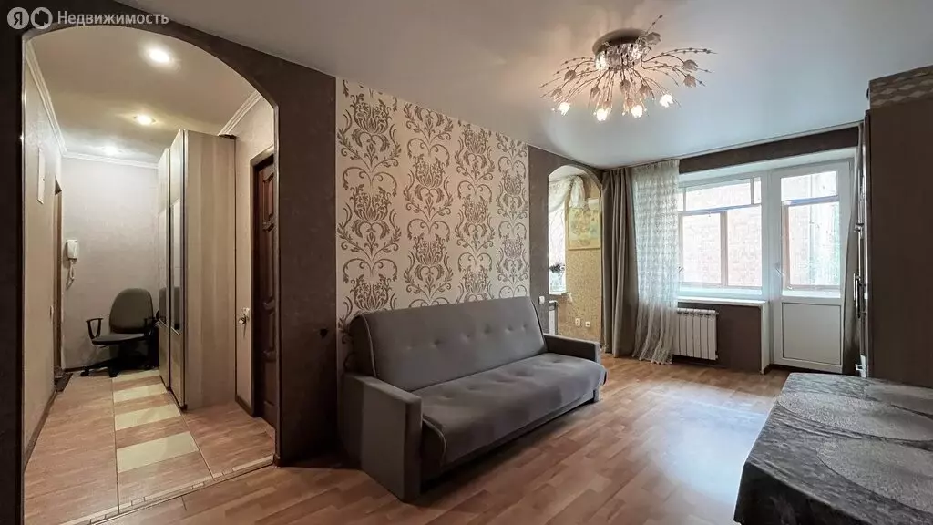 2-комнатная квартира: Нижний Новгород, улица Сестёр Рукавишниковых, ... - Фото 0