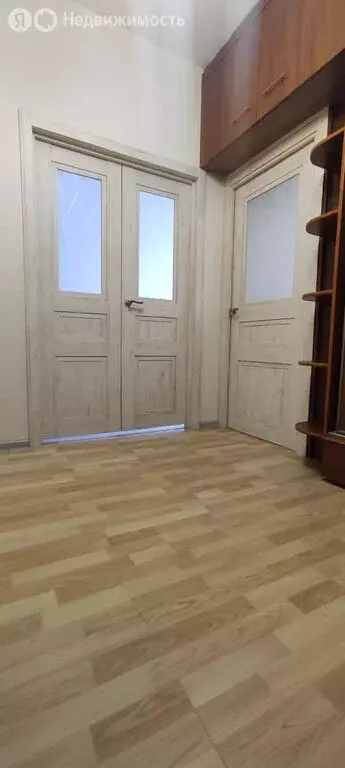 2-комнатная квартира: Мурманск, улица Георгия Седова, 10 (56 м) - Фото 0