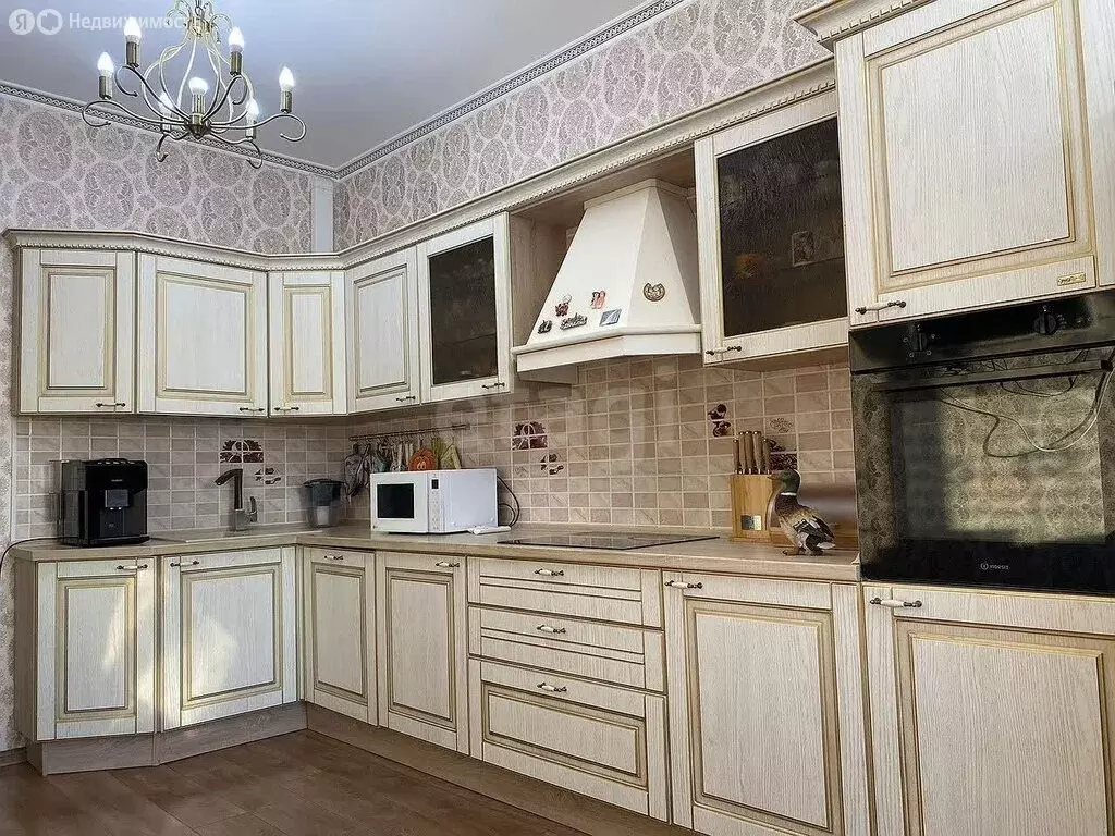4-комнатная квартира: Кемерово, Московский проспект, 8 (104.6 м) - Фото 0