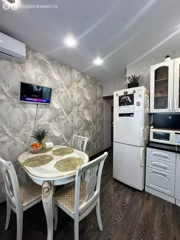 2-комнатная квартира: посёлок Придорожный, микрорайон Южный Город, ... - Фото 2