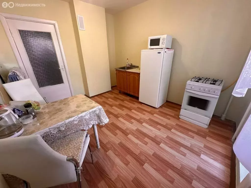 2-комнатная квартира: Череповец, Рыбинская улица, 52А (57.7 м) - Фото 2